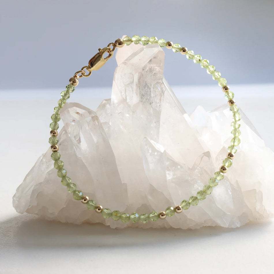 Peridot Dainty Bracelet - Djuna Studios