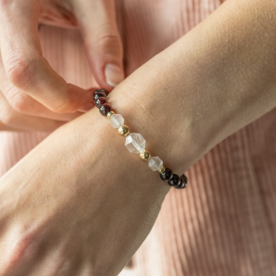 Heart's Desire Garnet Gemstone Bracelet 6mm - Djuna Studios