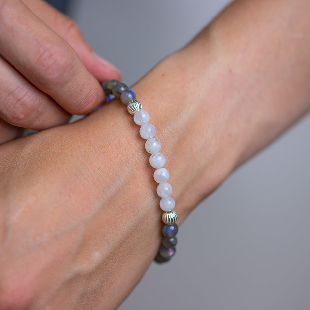 Rainbow Moonstone and Labradorite Bracelet 6mm - Djuna Studios