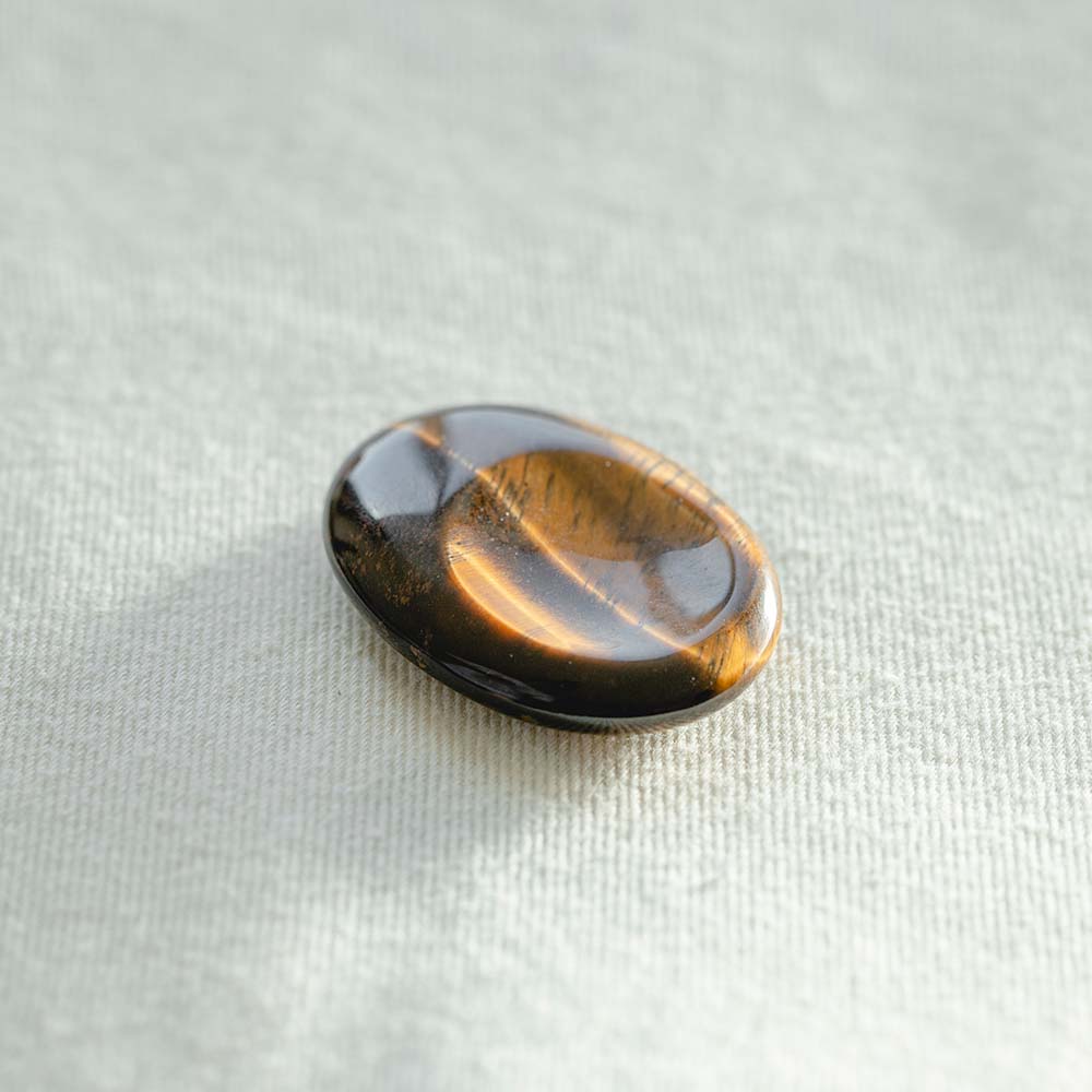 Tiger's Eye Thumb Stone - Djuna Studios