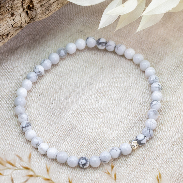 White Howlite Gemstone Bracelet 4mm - Djuna Studios