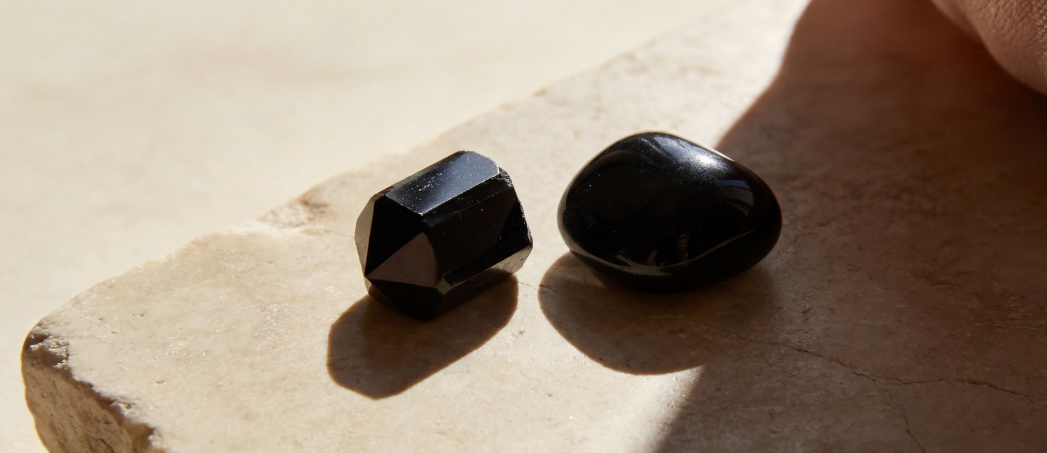 Can You Tell The Difference Between Black Obsidian, Black Tourmaline and Onyx
