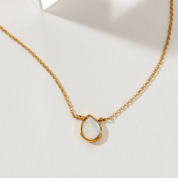 Gold Delicate Gemstone Necklace- Moonstone