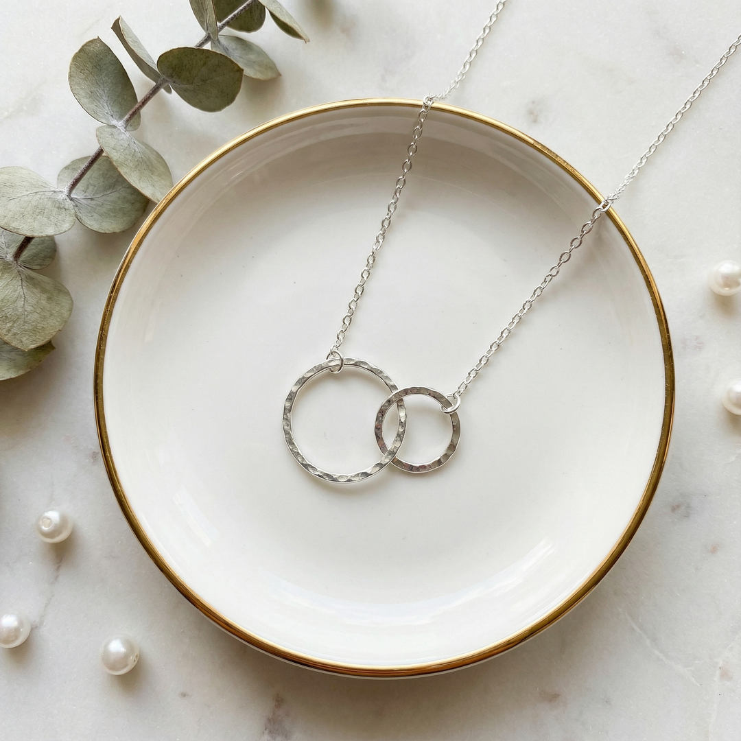 Forever Connected Soul Sister Necklace – Two Circles, One Bond