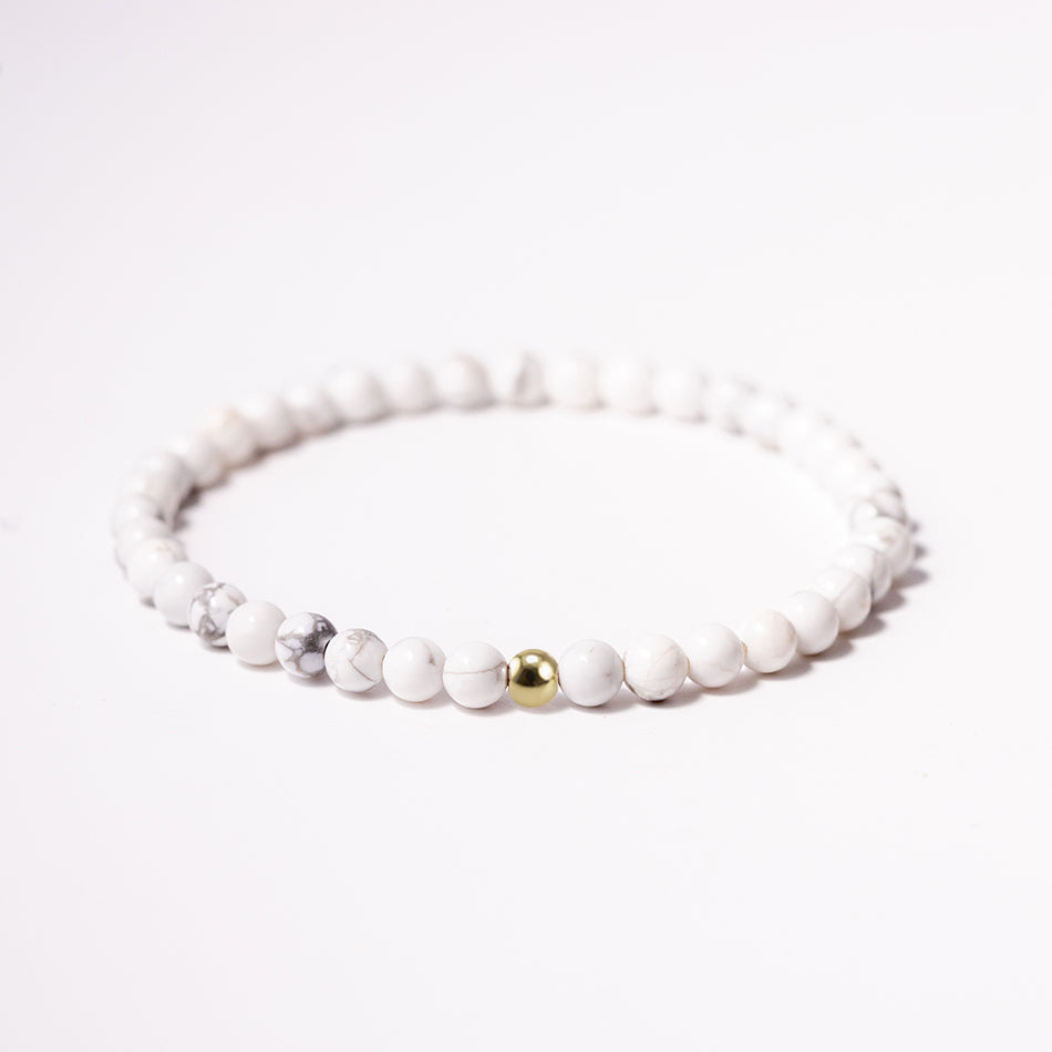 White Howlite Gemstone Bracelet 4mm