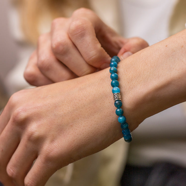 Blue Apatite Gemstone Bracelet 6mm - Djuna Studios