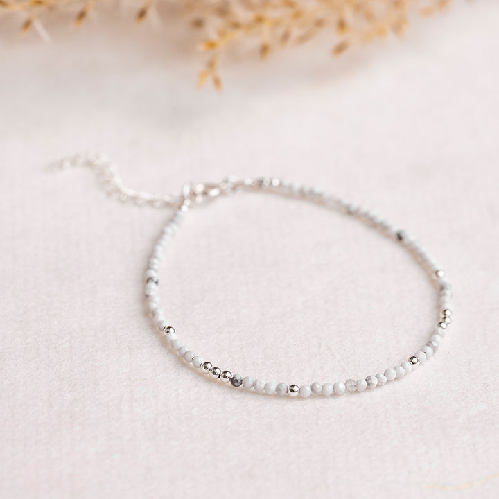 White Howlite Bracelet - Dainty